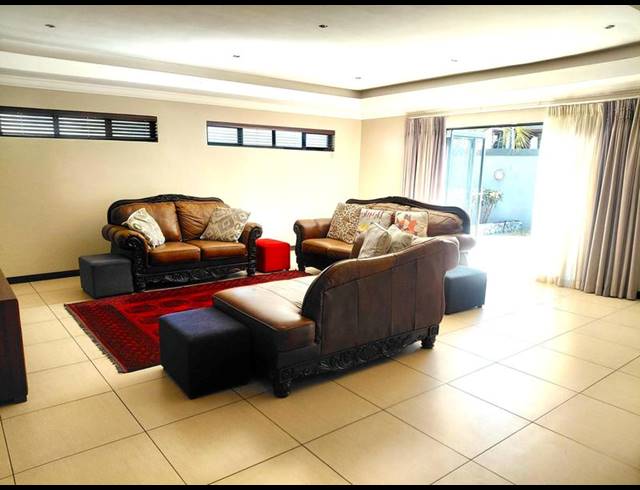 4 BEDROOM HOUSE FOR SALE IN MIDLANDS ESTATE